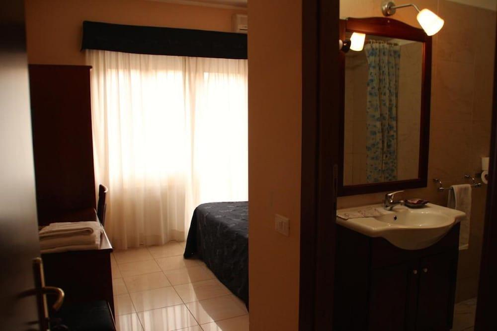 Hotel Laura